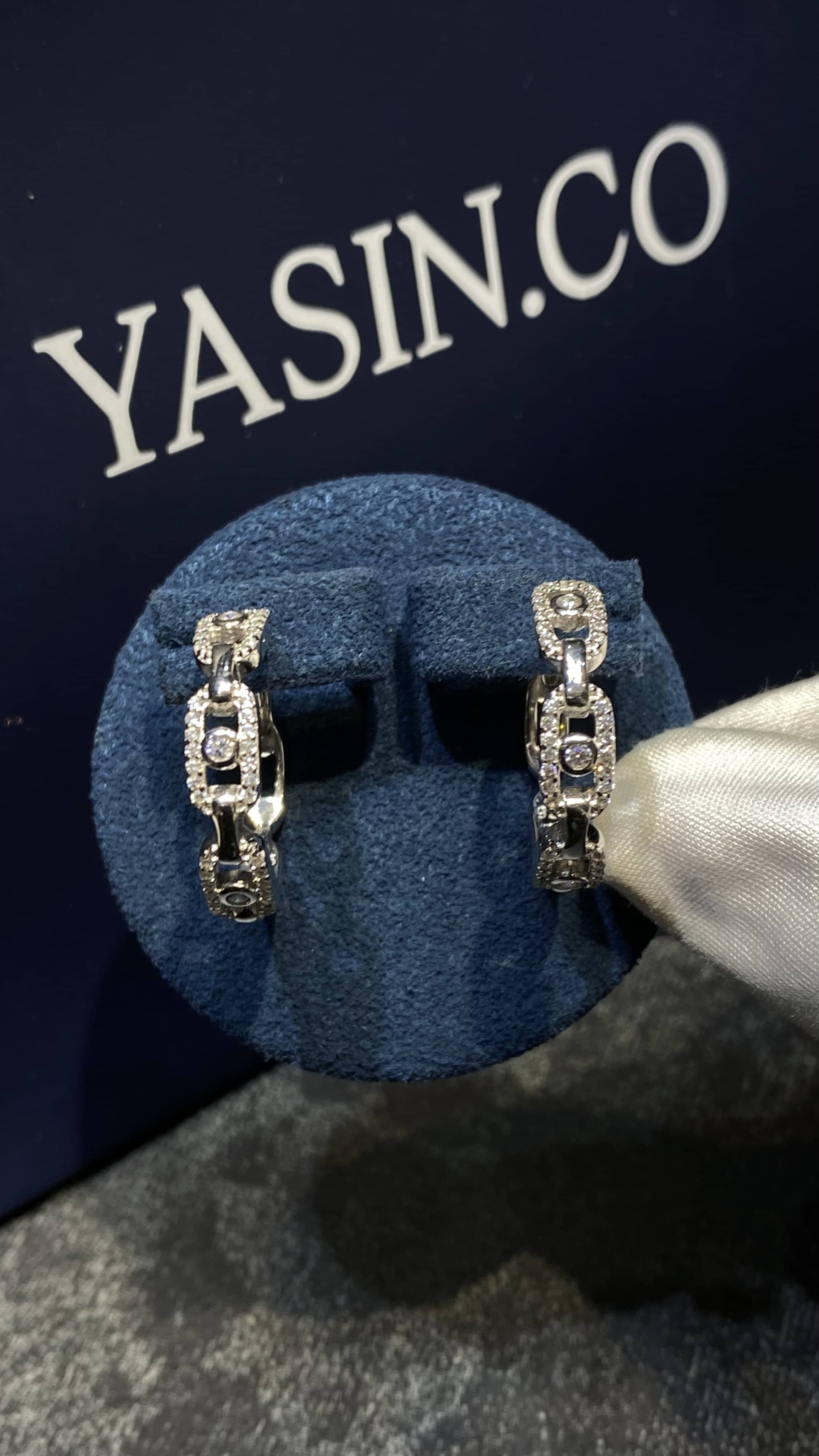 Серьги / Messika stil / Гр: 5.5 / Белый 1