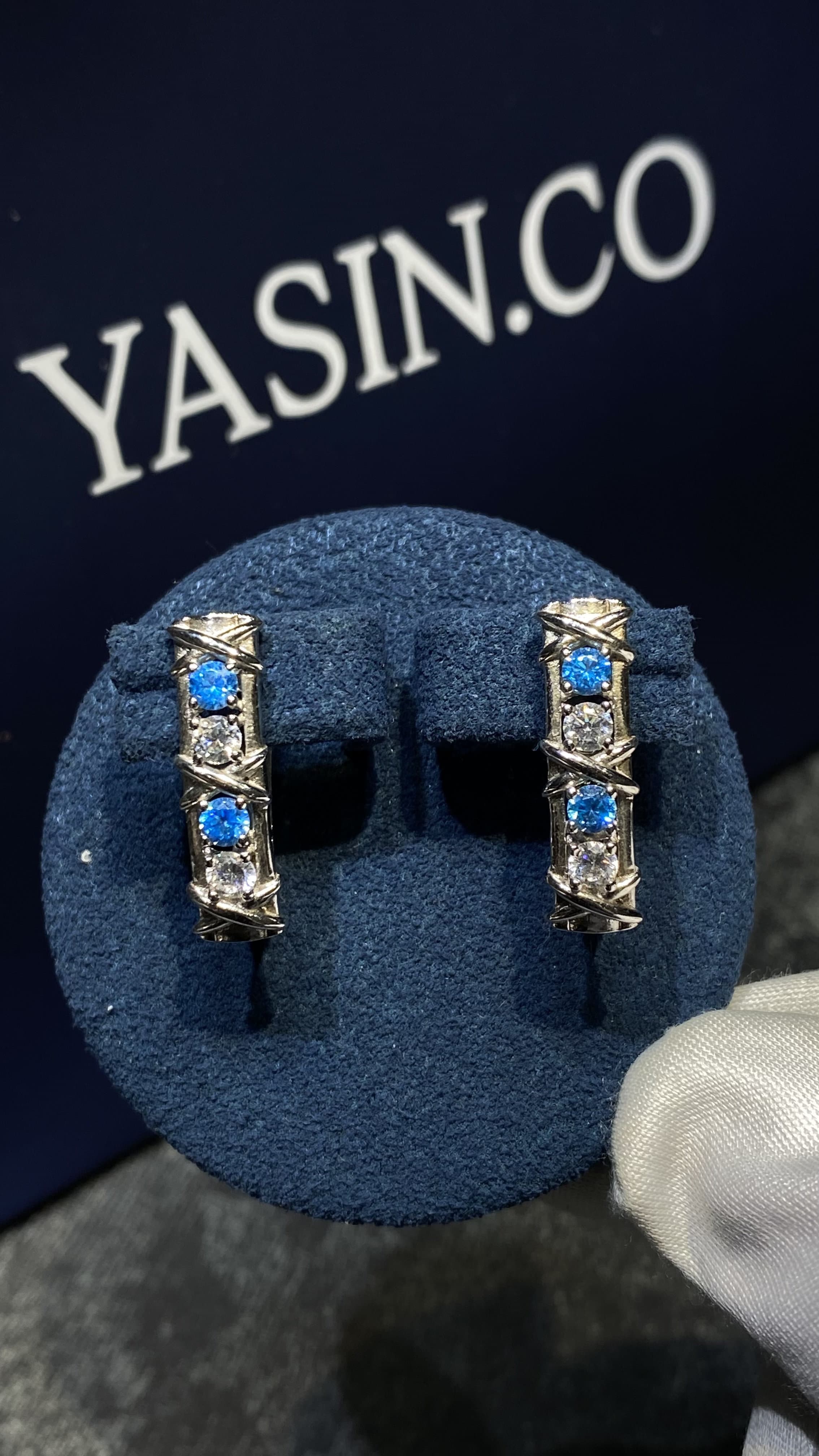 Серьги / Tiffany / Гр: 5,2 / Голу / бело-голубой